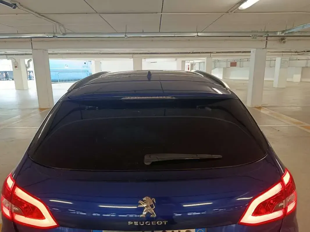 Usata Peugeot 308 SW GT-line 131 CV (96 kW) 2019 Station wagon