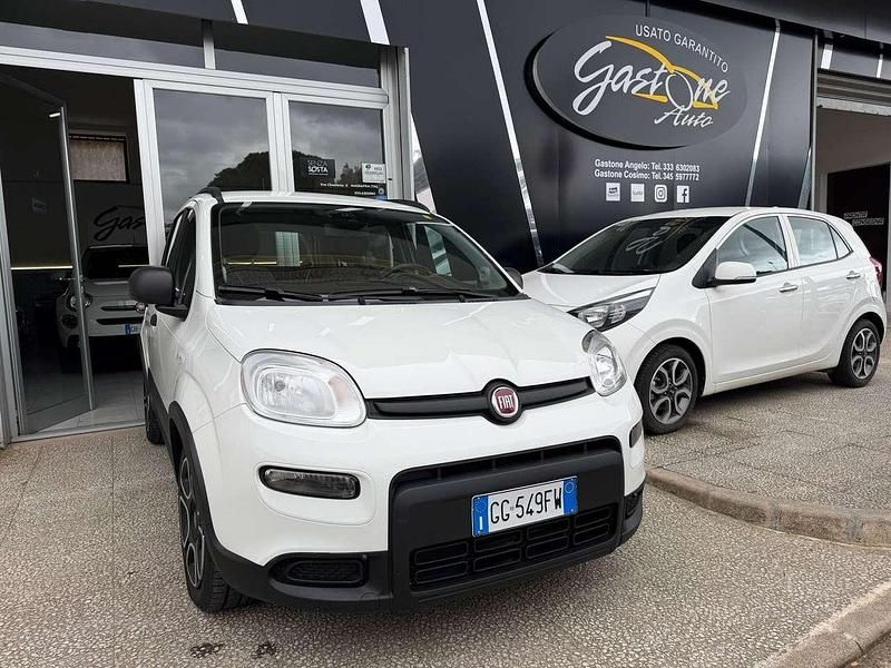 Usata Fiat Panda City Life 69 CV (50 kW) 2021 Bianco Utilitaria