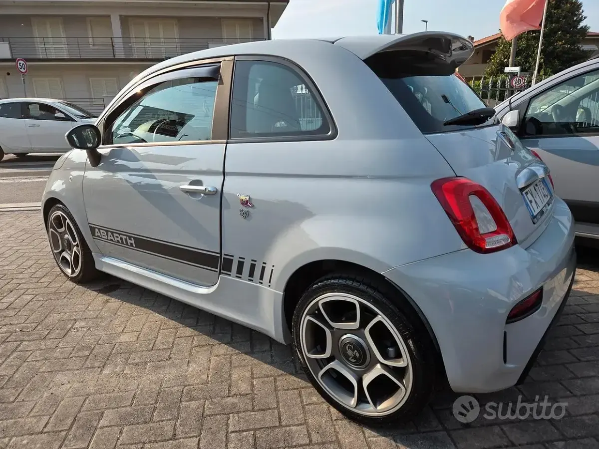 Usata Abarth 595 145 CV (106 kW) 2019 Grigio Berlina