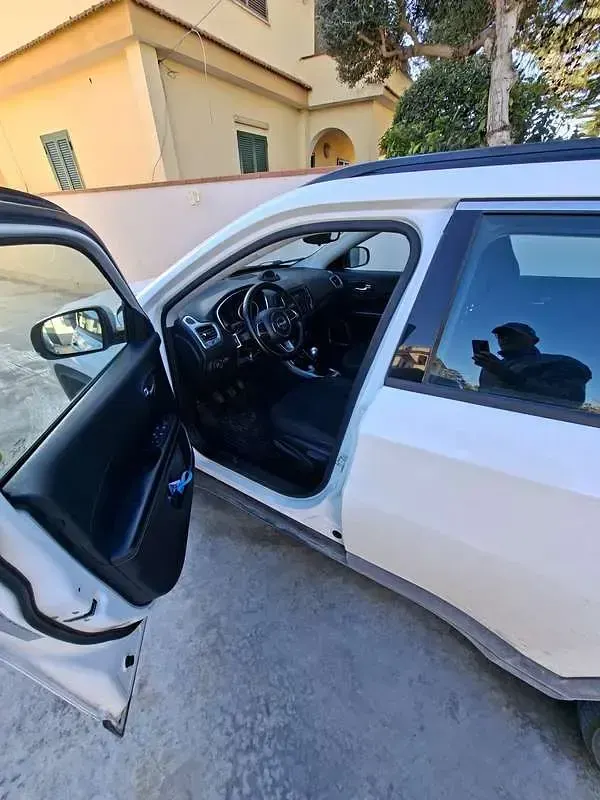 Usata Jeep Compass 120 CV (88 kW) 2018 Bianco SUV