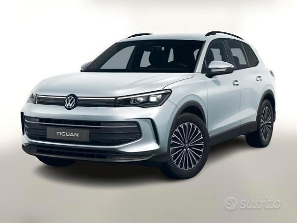Nuova VW Tiguan Comfortline 150 CV (110 kW) 2025 Verde SUV