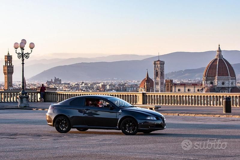 Usata Alfa Romeo GT 140 CV (102 kW) 2007 Grigio Coupé