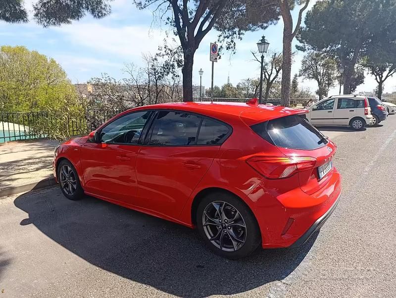 Usata Ford Focus ST-Line 120 CV (88 kW) 2019 Rosso Berlina