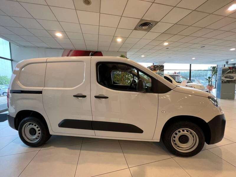 Nuova Fiat Doblò 101 CV (74 kW) 2025 Bianco Monovolume