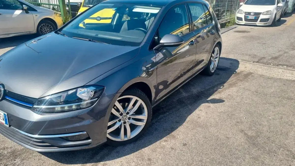 Usata VW Golf VII Executive 130 CV (95 kW) 2019 Argento Berlina
