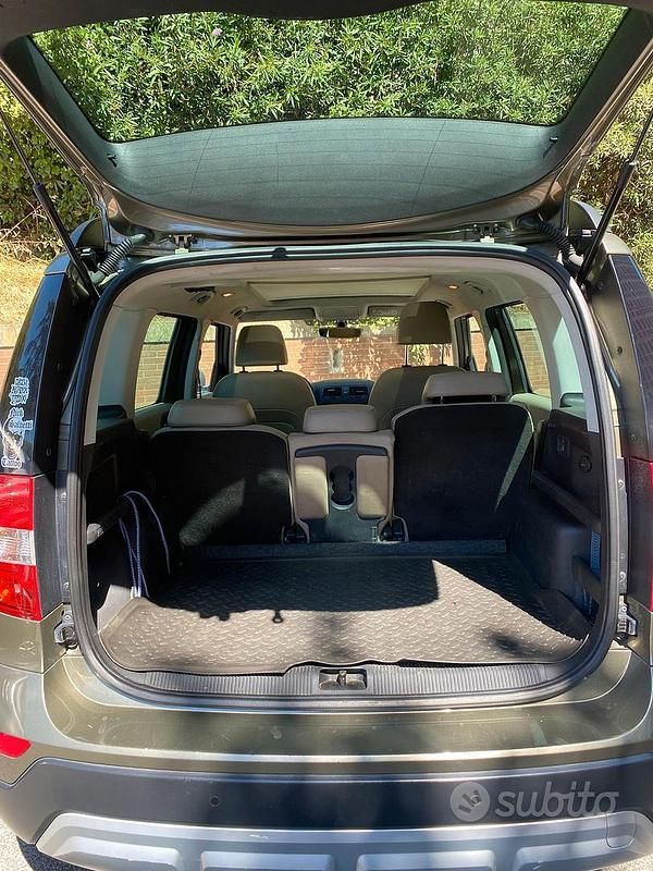 Usata Skoda Yeti 150 CV (110 kW) 2016 Verde SUV