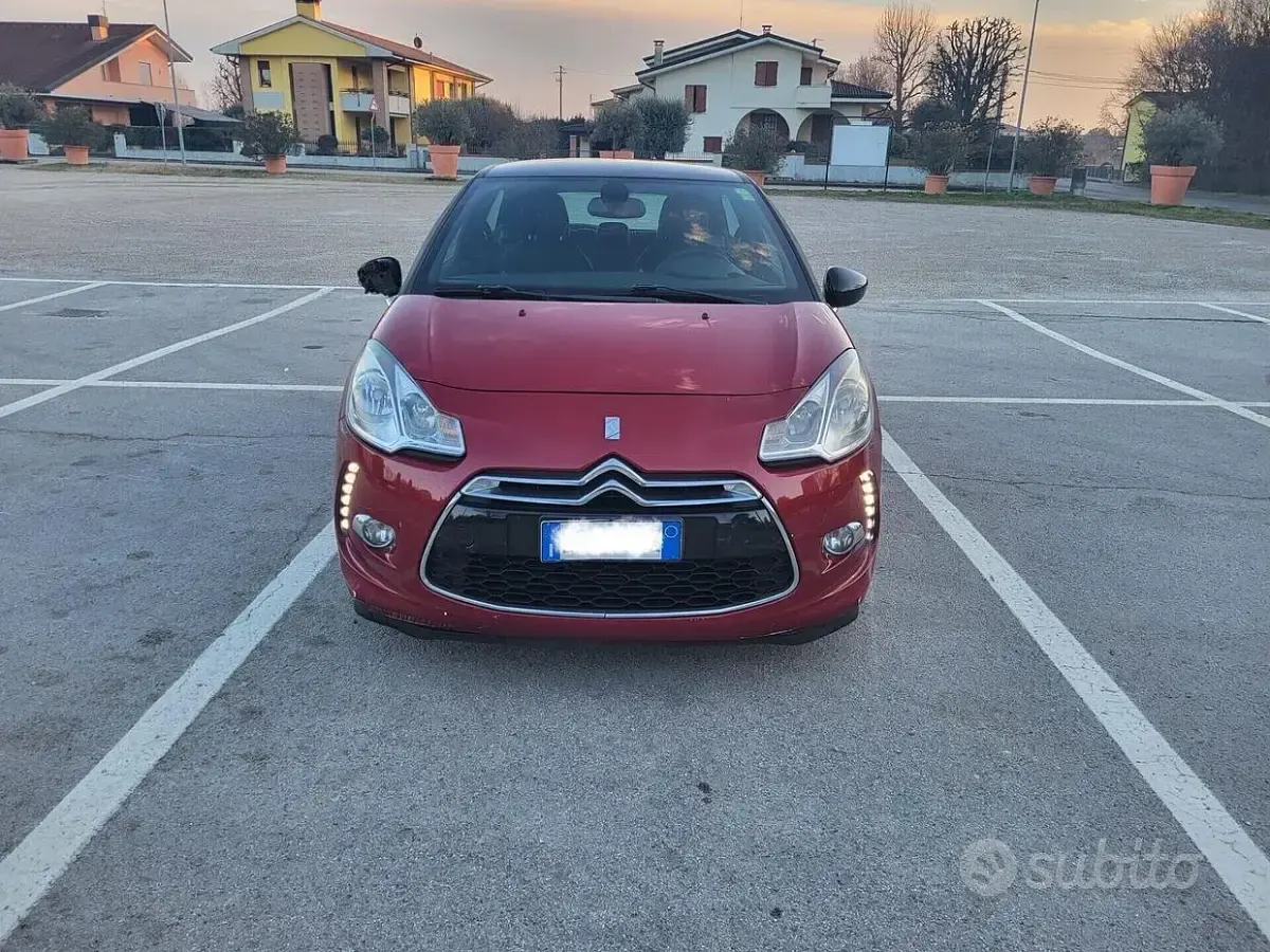 Usata DS Automobiles DS3 95 CV (69 kW) 2011 Rosso Coupé