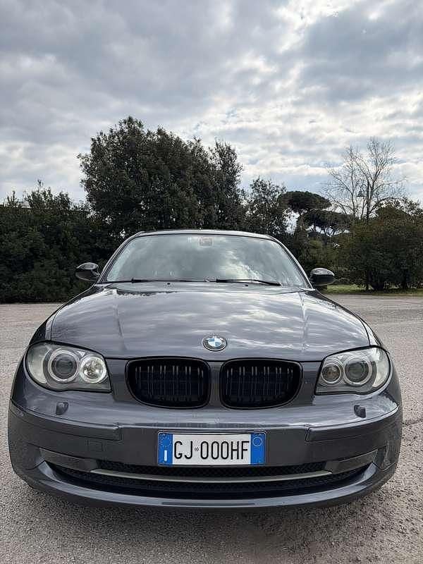 Usata BMW 118 143 CV (105 kW) 2008 Utilitaria