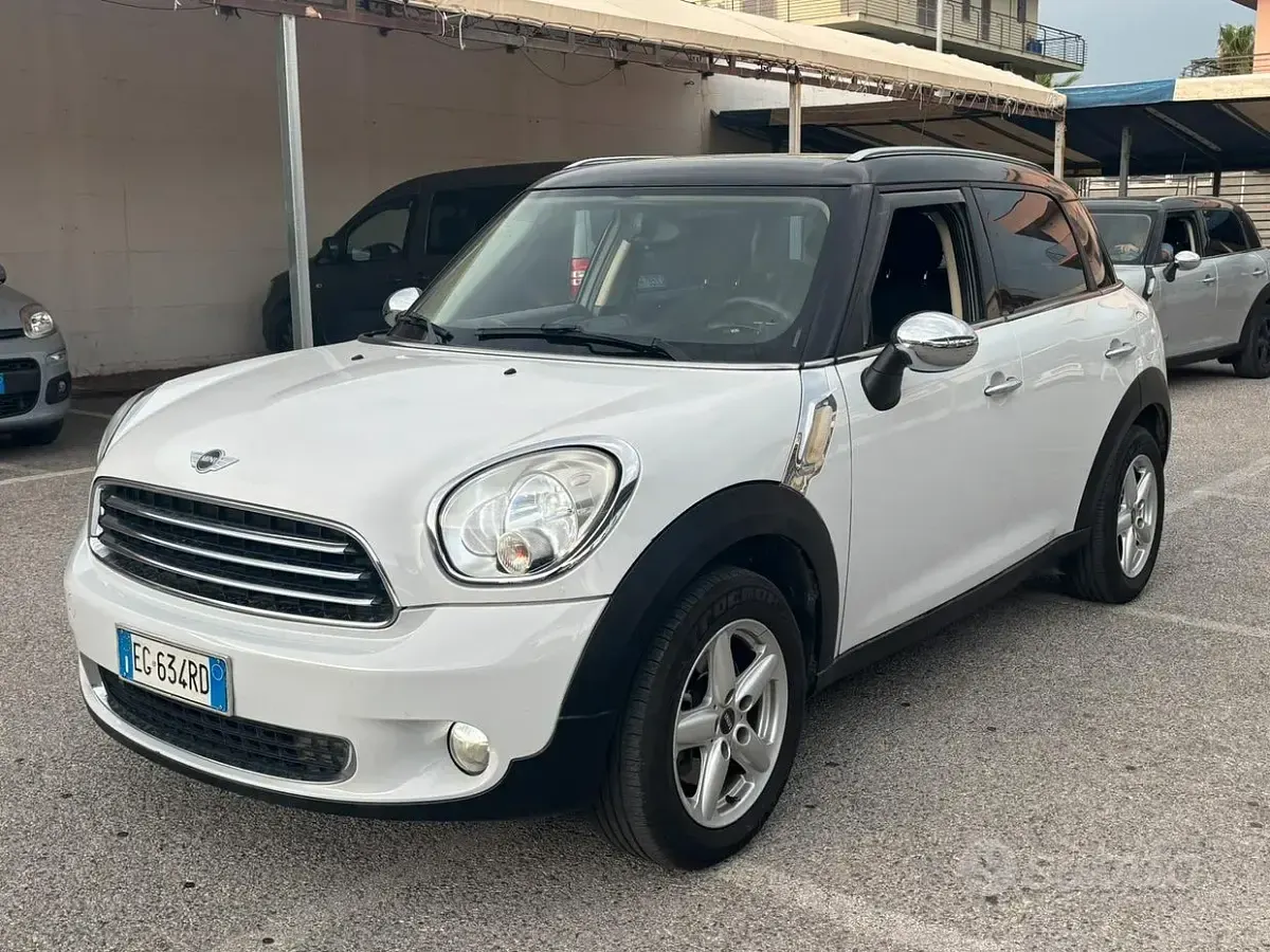 Usata Mini Countryman 98 CV (72 kW) 2011 Bianco SUV