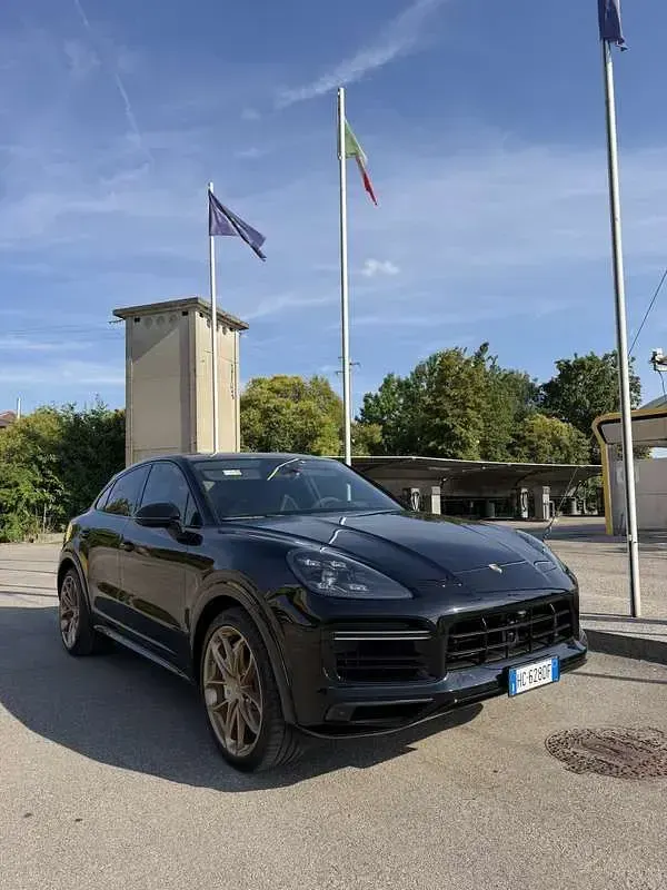 Usata Porsche Cayenne 549 CV (403 kW) 2019 Nero SUV