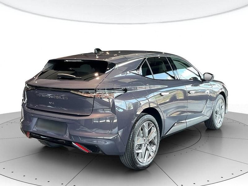 Nuova DS Automobiles DS4 2026 Volo di notte Berlina