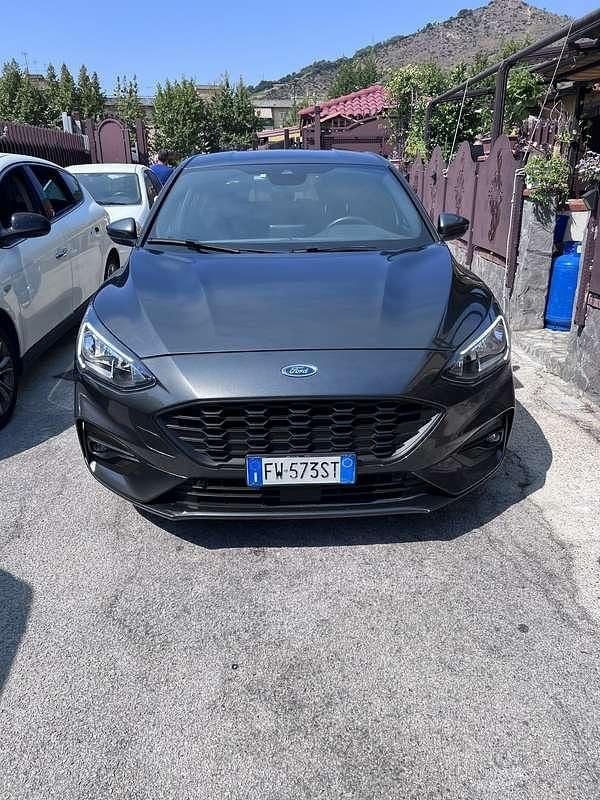 Usata 2019 Ford Focus ST-Line Berlina | 16.200 € (Cara) - Immagine 1/4