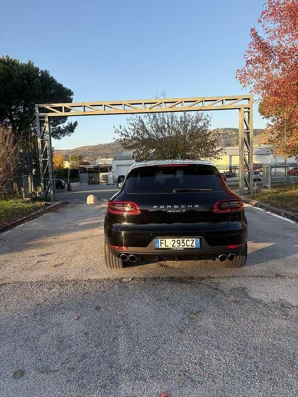 Usata Porsche Macan 250 CV (183 kW) 2017 Nero SUV