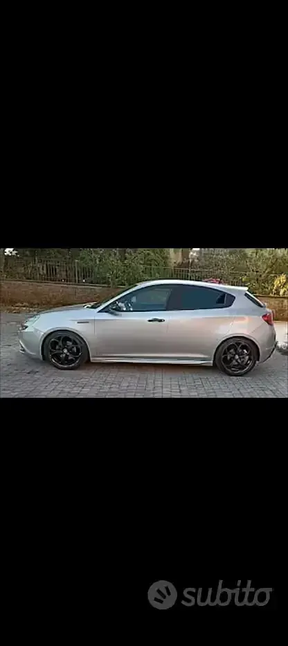 Usata Alfa Romeo Giulietta Sprint 105 CV (77 kW) 2014 Grigio Utilitaria