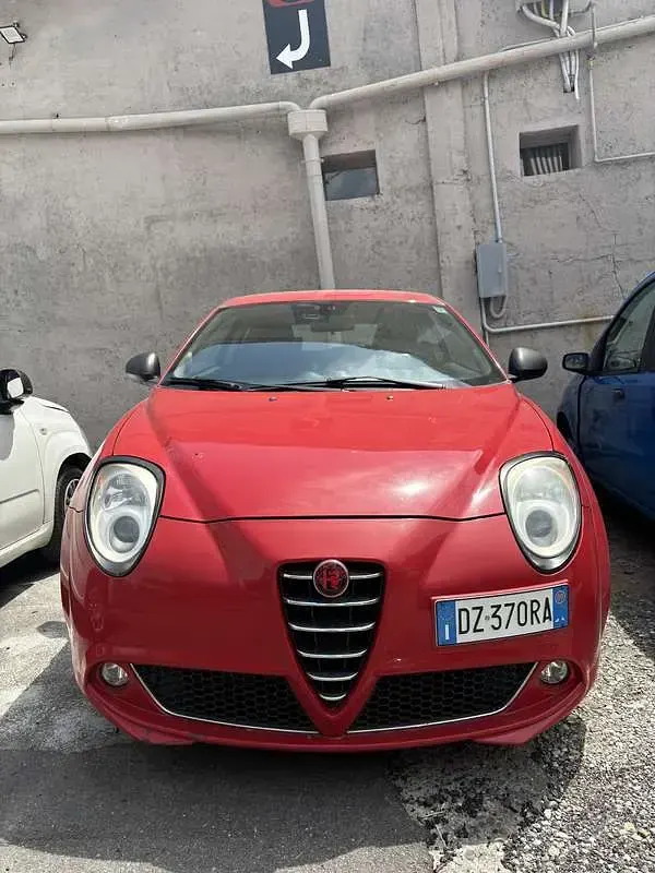Usata Alfa Romeo MiTo Distinctive 105 CV (77 kW) 2009 Rosso Utilitaria