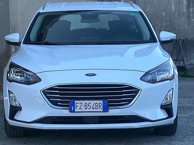 Usata Ford Focus Business Edition 120 CV (88 kW) 2019 Bianco Station wagon