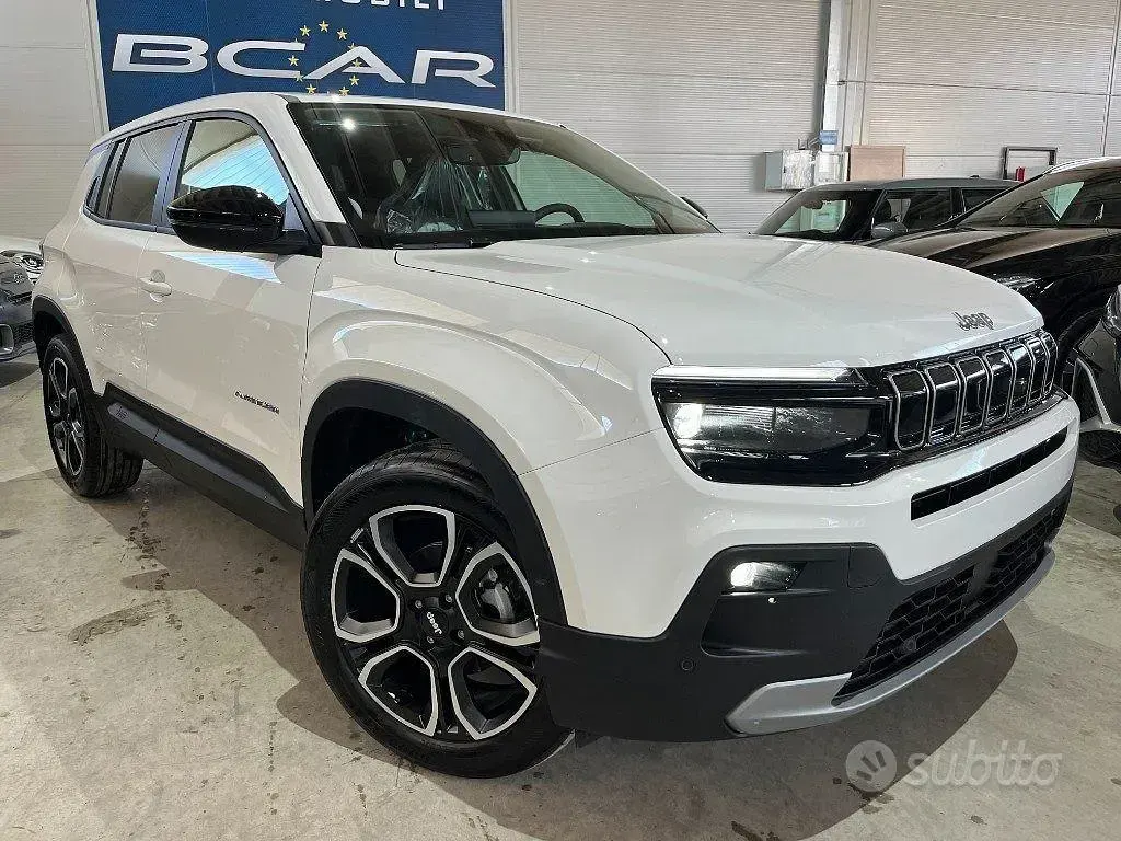 Usata Jeep Avenger Summit 101 CV (74 kW) 2024 Bianco SUV