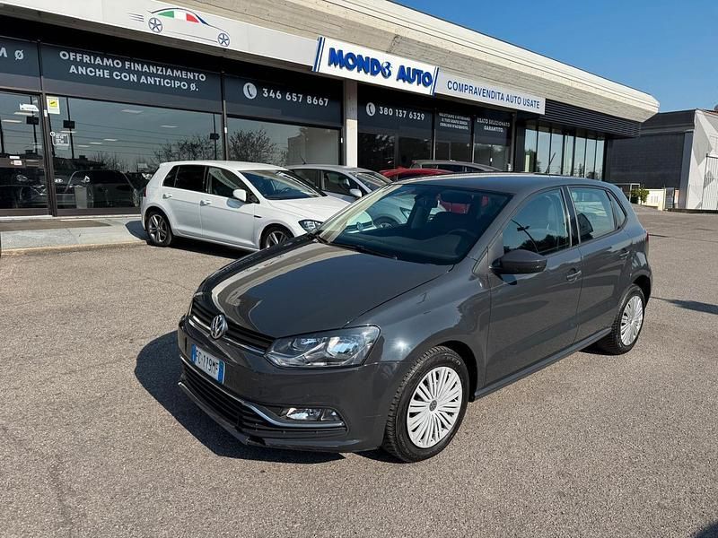 Usata VW Polo Comfortline 74 CV (54 kW) 2016 Grigio Berlina