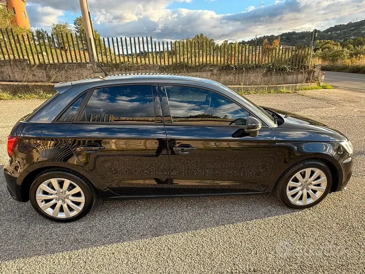 Usata Audi A1 Sportback Admired 116 CV (85 kW) 2017 Nero Utilitaria