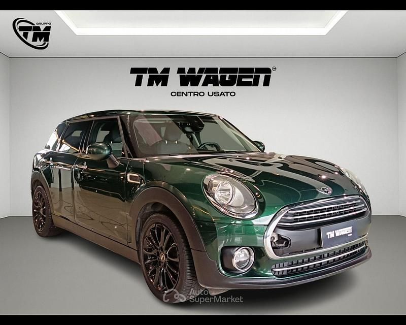 Usata Mini One Clubman Hype 116 CV (85 kW) 2017 Verde Station wagon