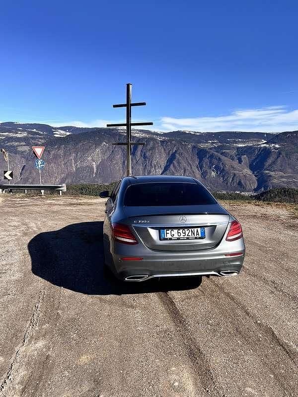 Usata Mercedes E350 AMG line 258 CV (189 kW) 2017 Berlina