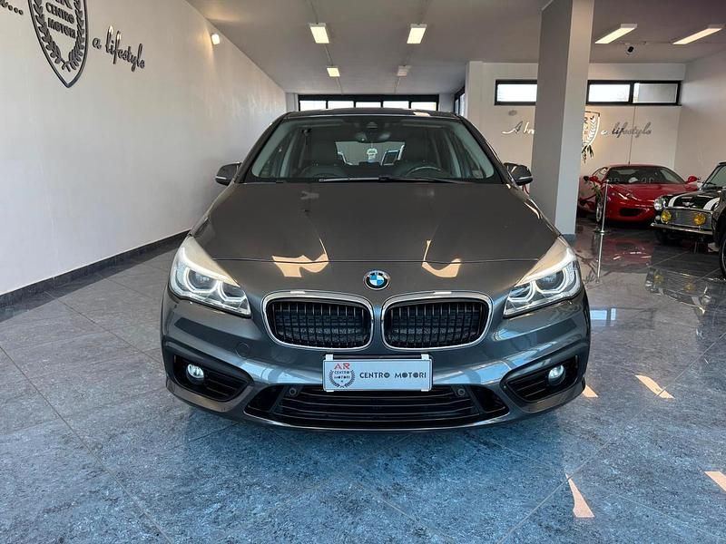 Usata BMW 218 Active Tourer Sport Line 149 CV (109 kW) 2017 Giallo Monovolume