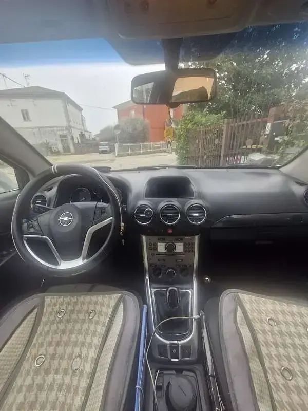 Usata Opel Antara Cosmo 163 CV (119 kW) 2012 Grigio SUV