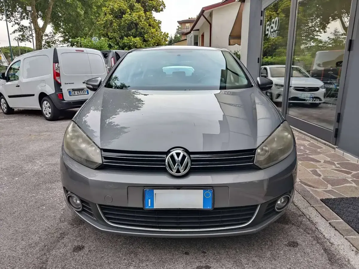 Usata VW Golf VII Highline 140 CV (102 kW) 2012 Grigio Berlina