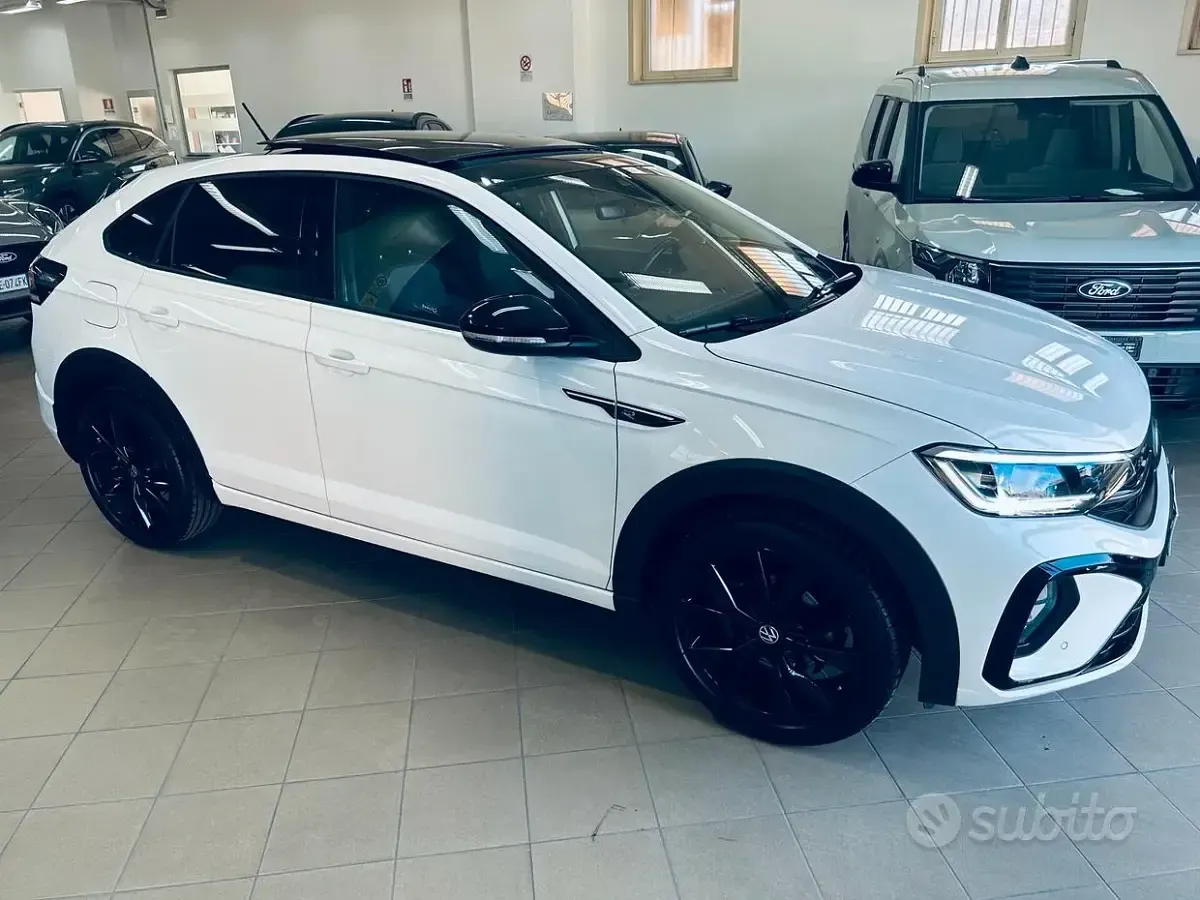 Usata VW Taigo R-line 110 CV (80 kW) 2022 Grigio SUV