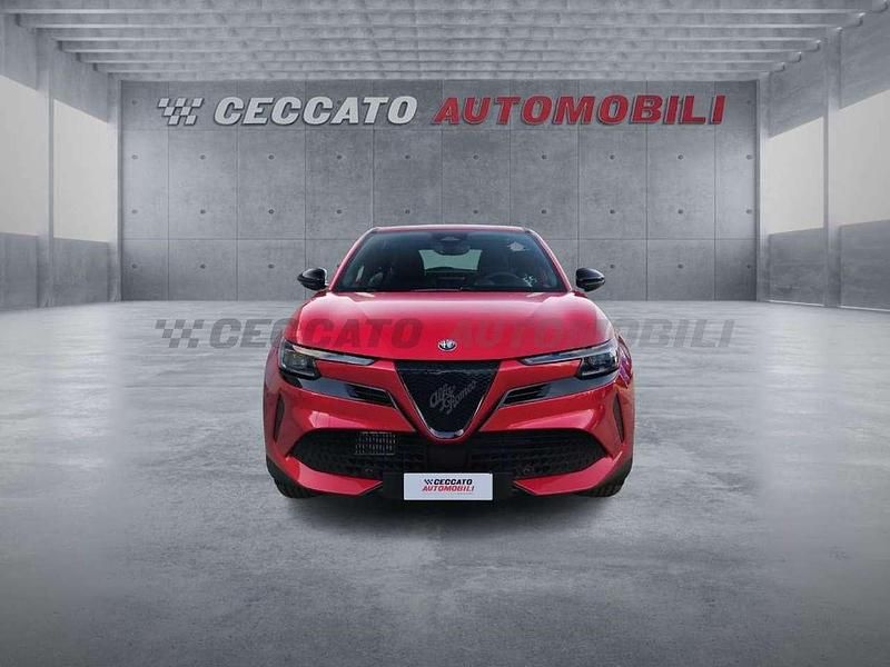 Nuova Alfa Romeo Junior 145 CV (106 kW) 2026 Rosso SUV