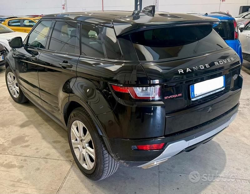 Usata Land Rover Range Rover HSE Dynamic 150 CV (110 kW) 2018 Nero SUV
