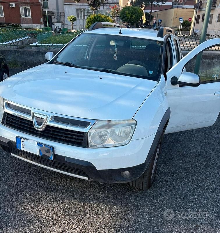 Usata Dacia Duster 2012 Bianco SUV