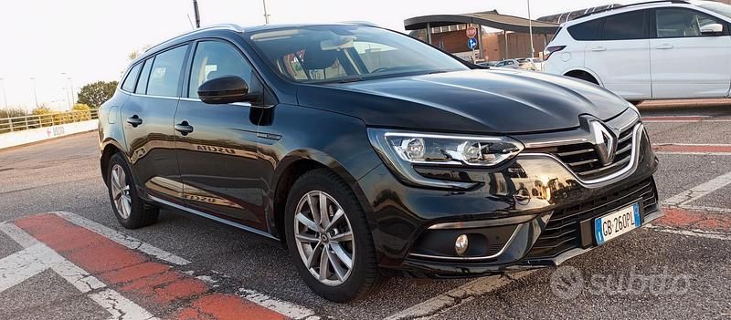 Usata Renault Mégane GrandTour 116 CV (85 kW) 2020 Nero Station wagon