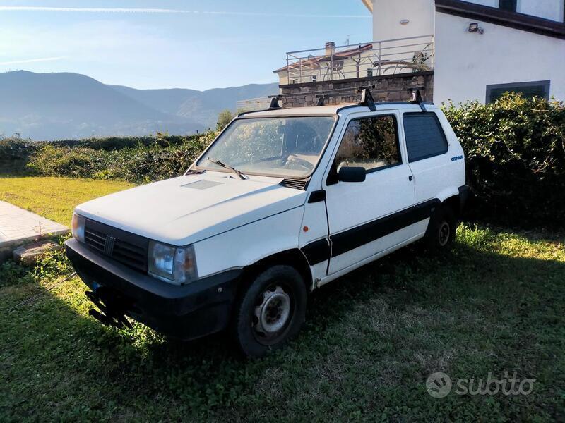 Usato 2000 Fiat Panda 4x4 1.1 Benzin 54 CV (2.500 €)