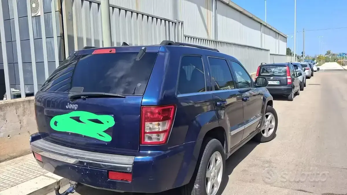 Usata Jeep Cherokee 2008 Blu SUV