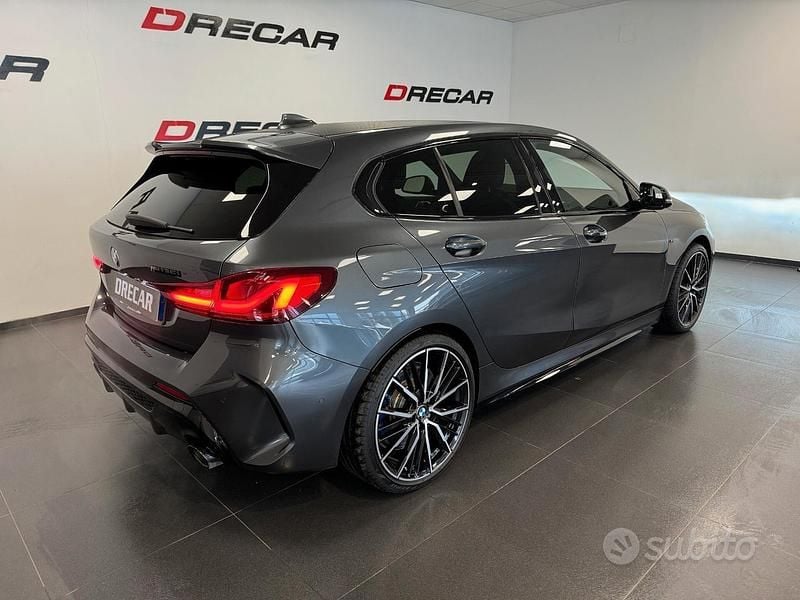 Usata BMW M135 306 CV (225 kW) 2020 Grigio Utilitaria