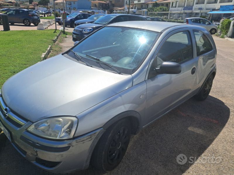 Usata Opel Corsa 45 CV (33 kW) 2006 Grigio Utilitaria