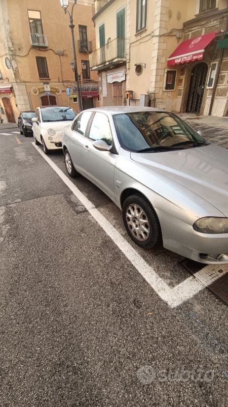 Usata Alfa Romeo 156 140 CV (102 kW) 2004 Grigio Berlina