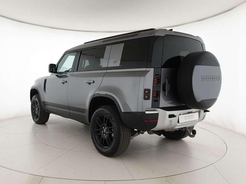 Usata Land Rover Defender 200 CV (147 kW) 2021 Grigio metallizzato scuro SUV