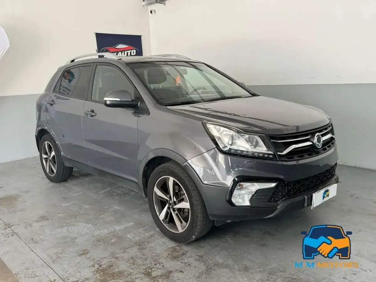 Usata SsangYong Korando Limited 177 CV (130 kW) 2019 Grigio SUV