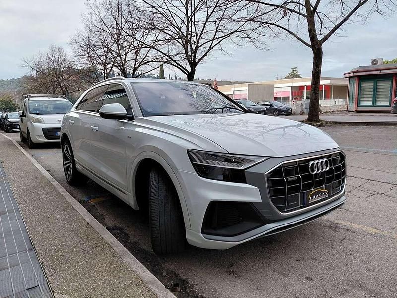 Usata Audi Q8 Sport 286 CV (210 kW) 2018 Bianco SUV