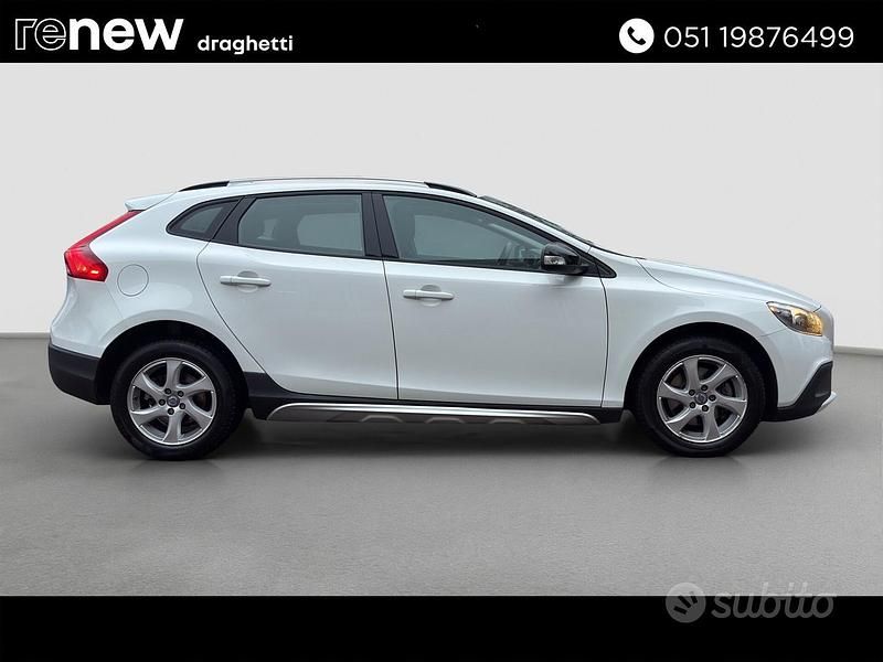Usata Volvo V40 CC Momentum 114 CV (83 kW) 2013 Bianco Station wagon