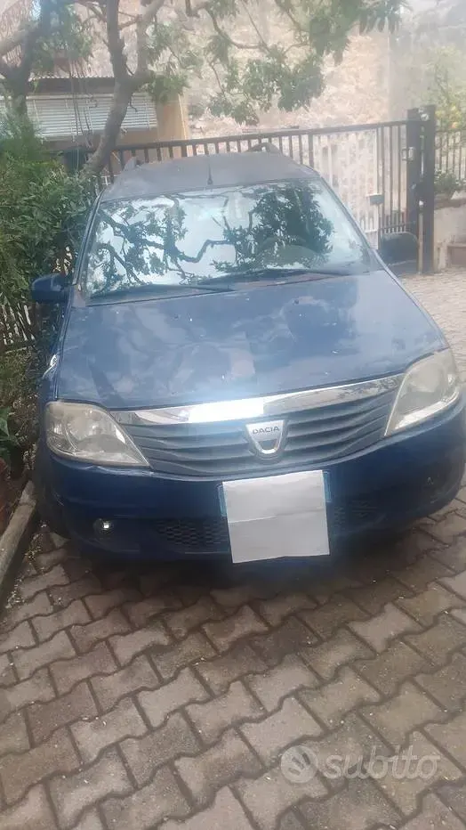 Begagnad Dacia Logan MCV 87 HK (63 kW) 2009 Blå Minibuss