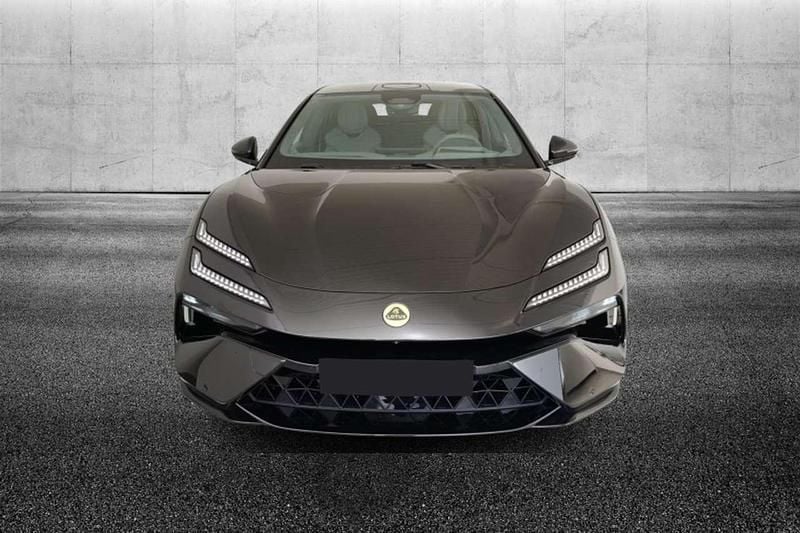 Usata Lotus Emeya 139 kW (190 CV) 2025 Nero Utilitaria