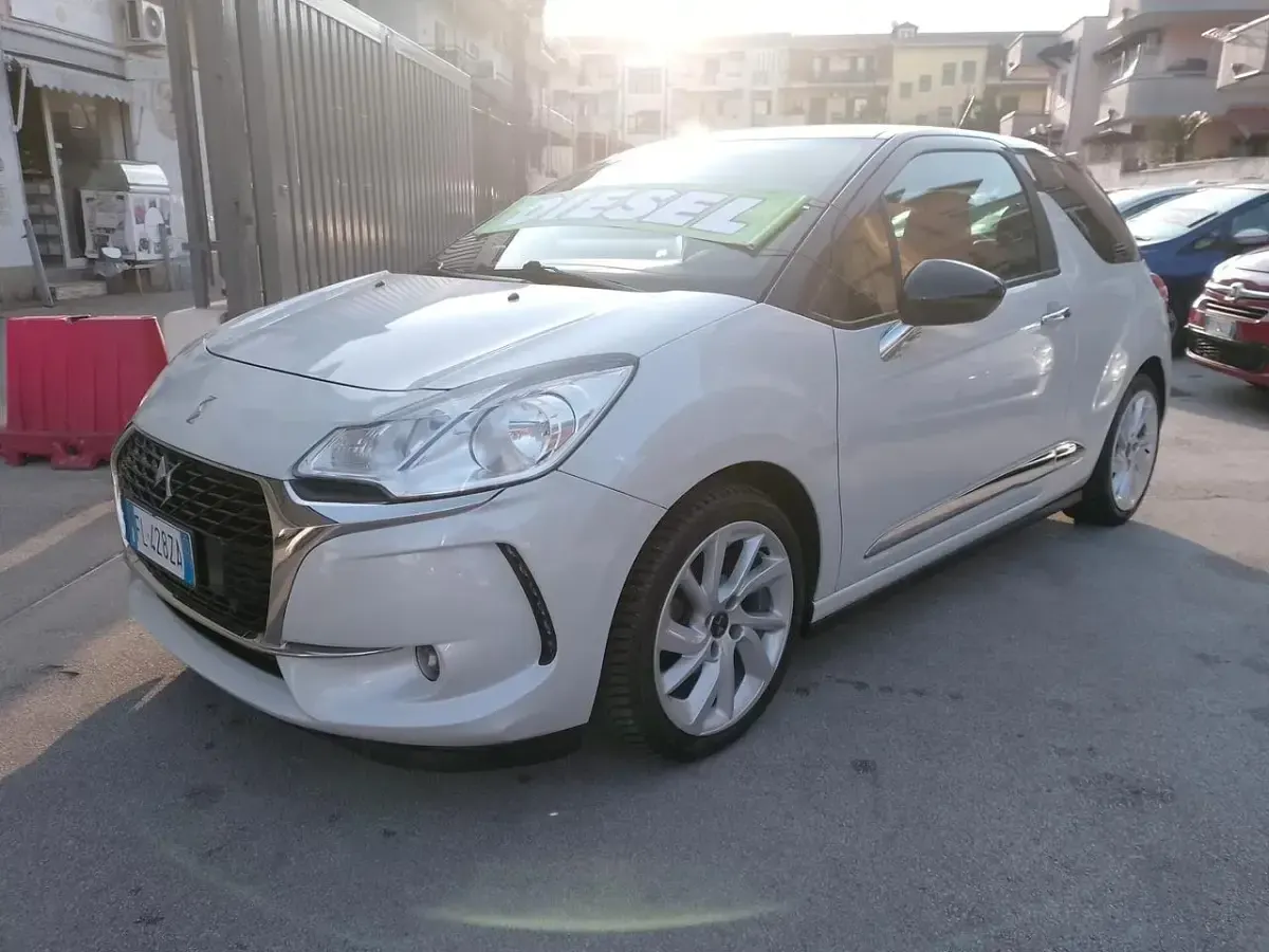 Usata DS Automobiles DS3 75 CV (55 kW) 2017 Bianco Utilitaria