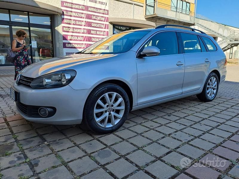 Usata VW Golf VI 105 CV (77 kW) 2011 Grigio Utilitaria