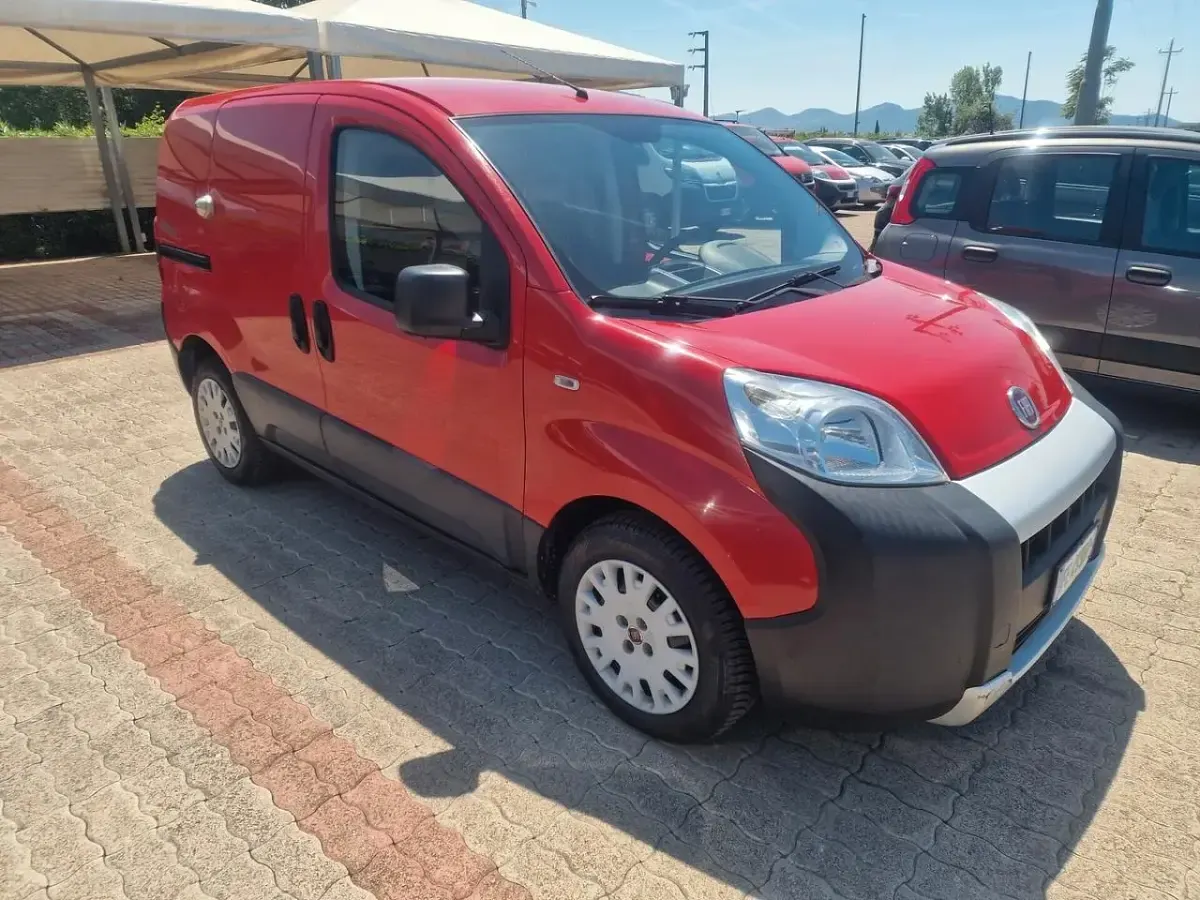 Usata Fiat Fiorino 95 CV (69 kW) 2016 Rosso Monovolume