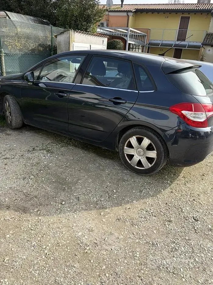 Usata Citroën C4 92 CV (67 kW) 2011 Blu Berlina