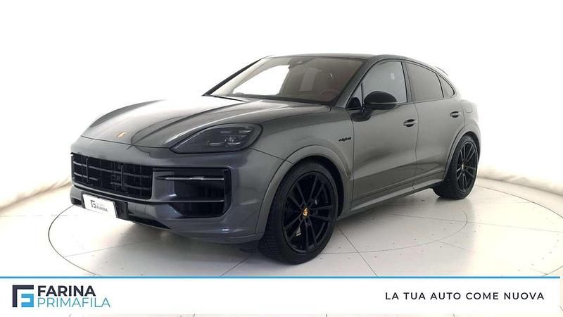 Usata Porsche Cayenne 305 CV (224 kW) 2024 Grigio scuro SUV