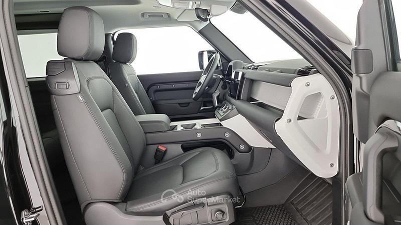 Usata Land Rover Defender S 200 CV (147 kW) 2025 Nero SUV